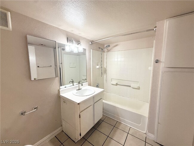 Building Photo - 4648 Krissylouise Way