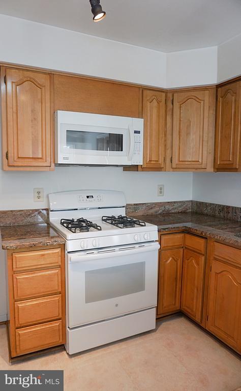 Building Photo - 12103 Gatewater Dr