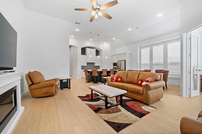 Building Photo - 16815 Lupine Mdw Ln