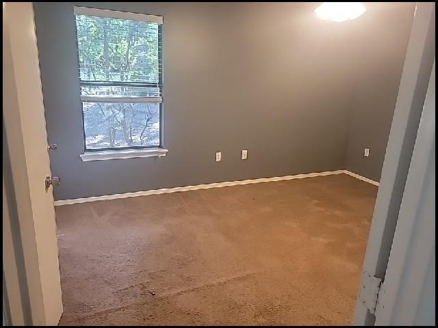 Building Photo - 1702 Calgary Trail