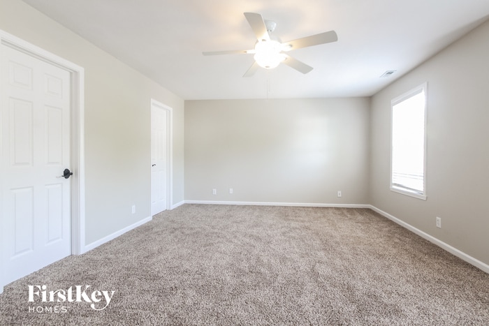 Building Photo - 7203 Tresa Dr