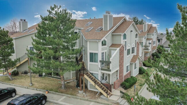 Building Photo - 5550 W 80th Pl