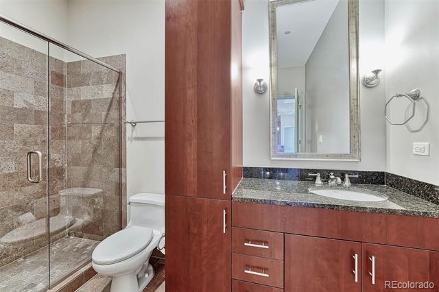 Building Photo - 5455 Landmark Pl