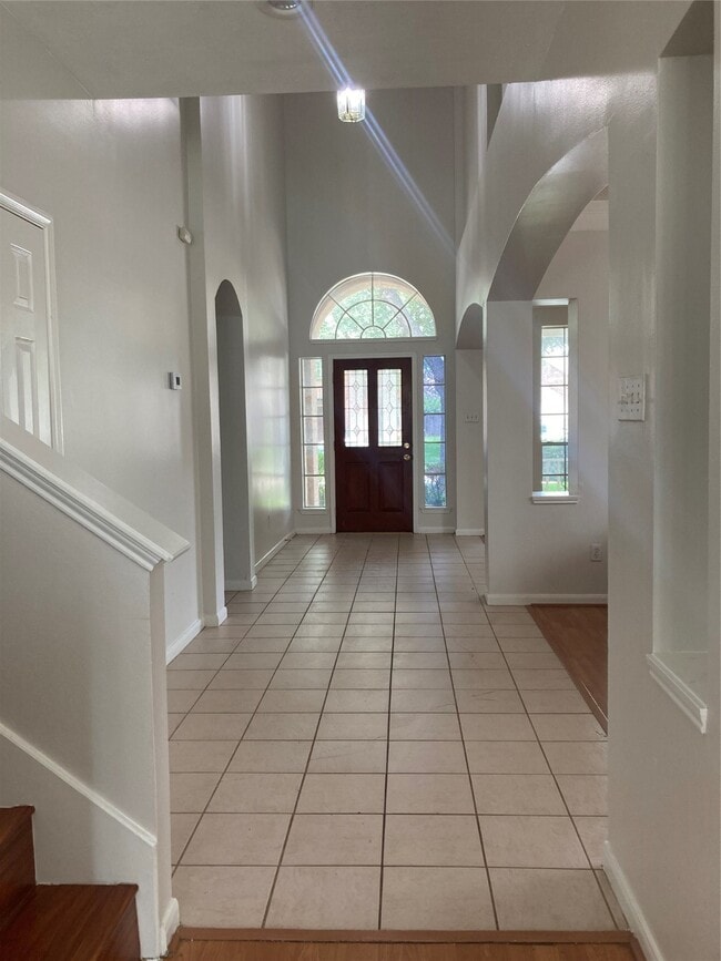 Building Photo - 8522 Chickamauga Ln