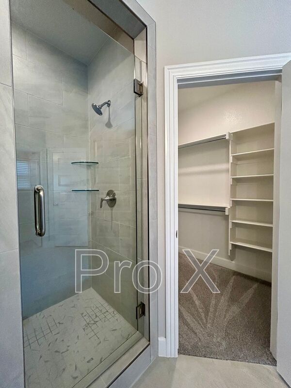 Building Photo - 1900 Charles St