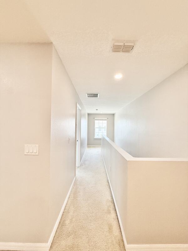 Building Photo - 3824 Exeter Ln