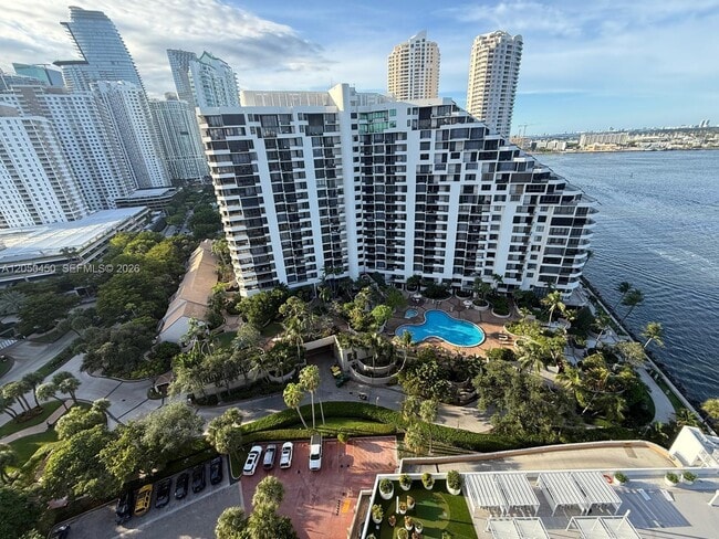 Building Photo - 770 Claughton Island Dr