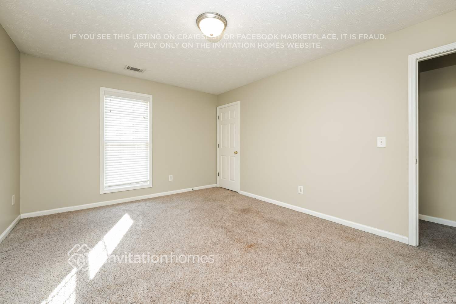 Building Photo - 3019 Rusticwood Dr SW