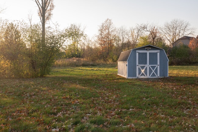Building Photo - 4822 E Eddy Dr