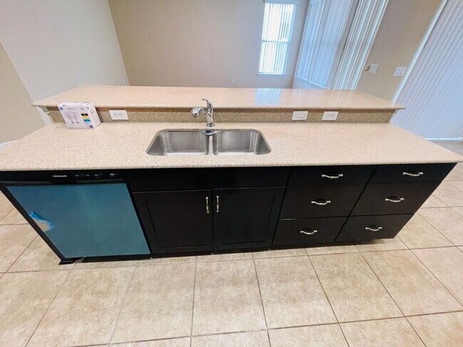 Building Photo - Thornhill Park-11507 Wakeworth St Orlando FL 32836