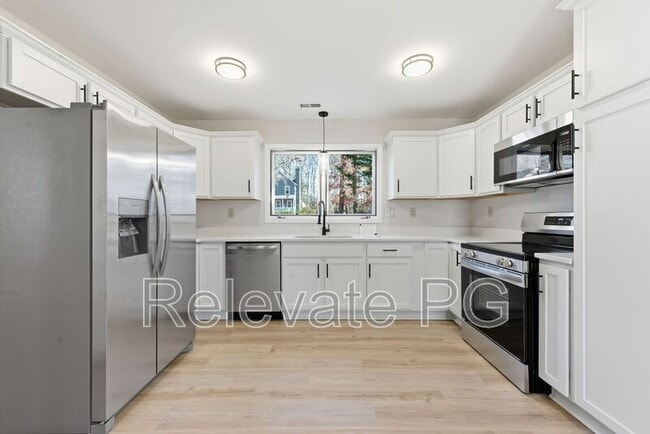 Building Photo - 12916 Copperas Ln