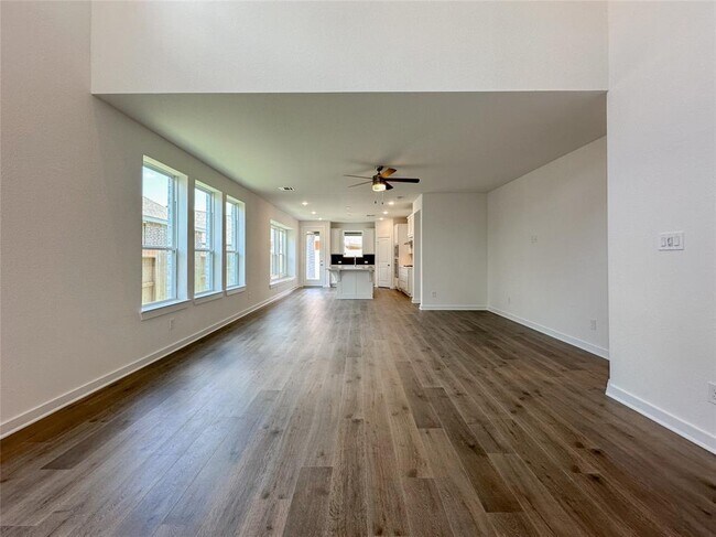 Building Photo - 541 Sand Branch Dr