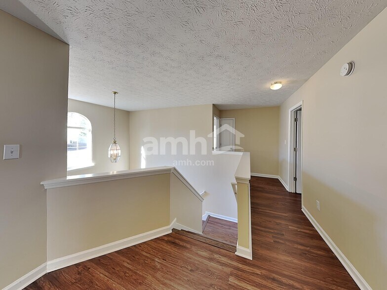 Building Photo - 4369 Windmoor Dr NW