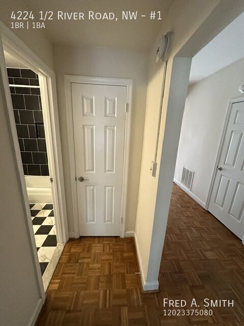 Building Photo - 4224 1/2 River Road, NW-#1