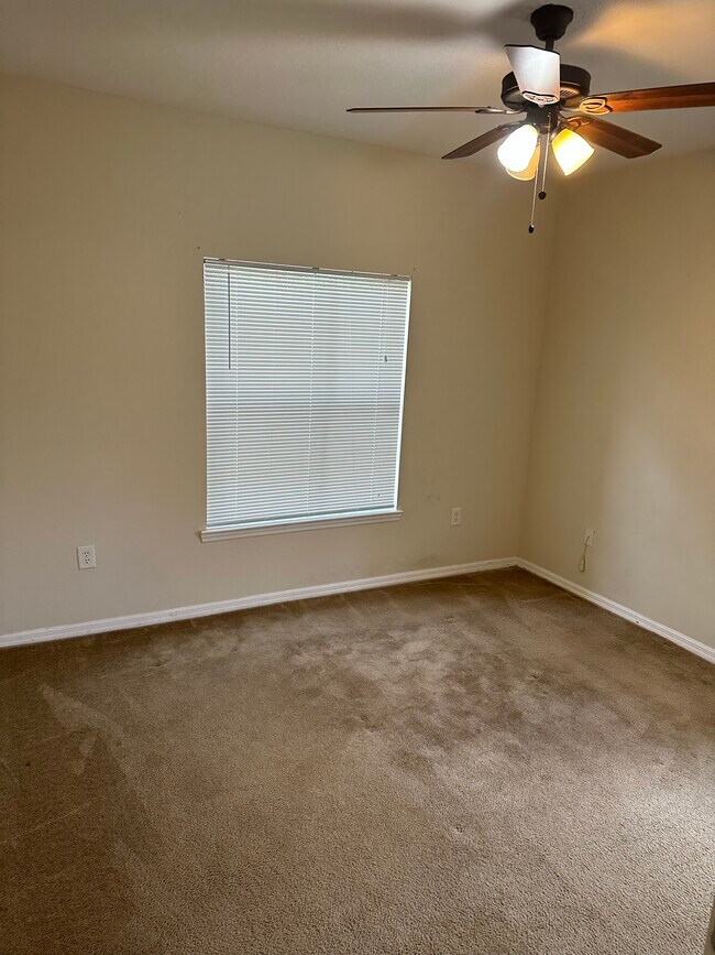 Building Photo - 5612 Pinnacle Heights Cir