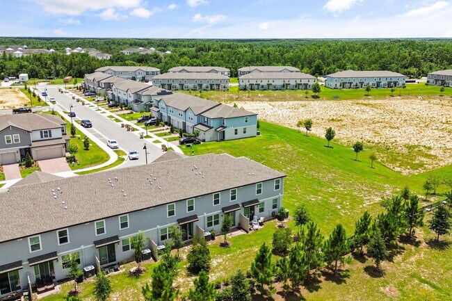 Building Photo - 16368 Happy Eagle Dr