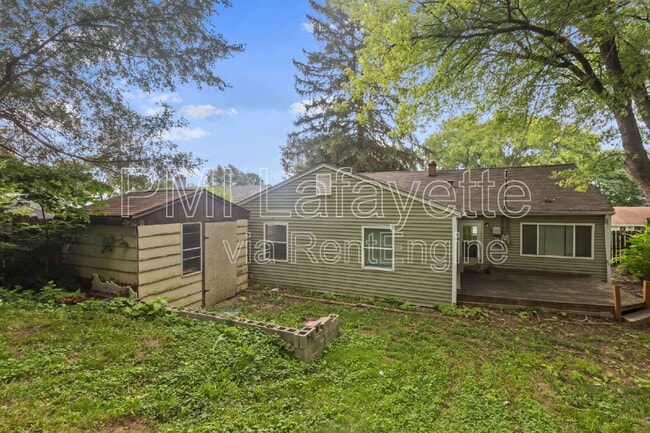 Building Photo - 2229 Roselawn Ave