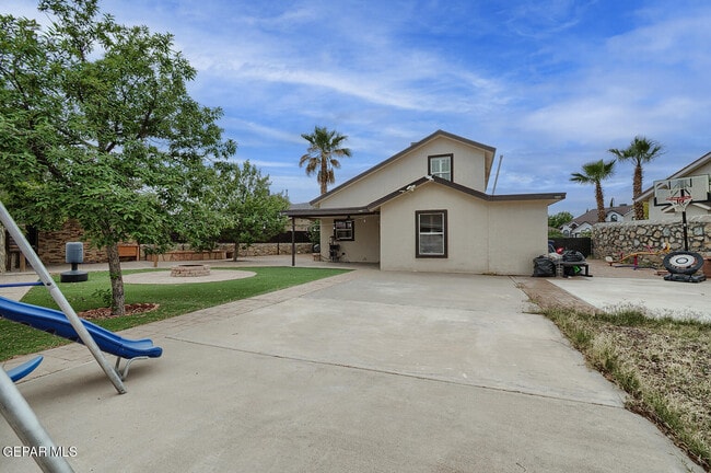 Building Photo - 12272 Tierra Pez Way