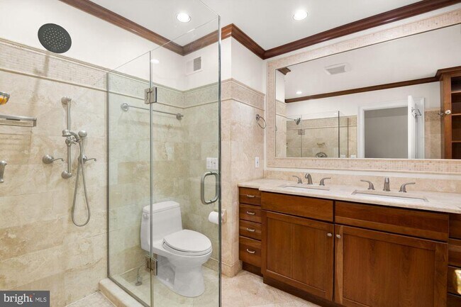 Building Photo - 4004 Highwood Ct NW