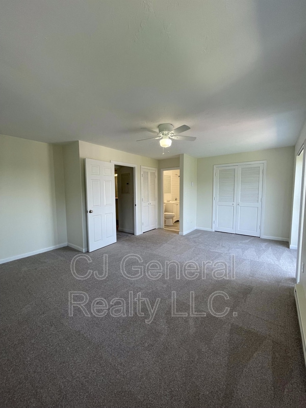 Building Photo - 106 Broad St