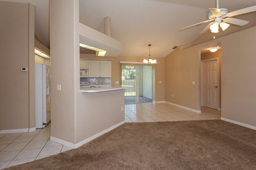 Building Photo - 1023 Horizon Rd