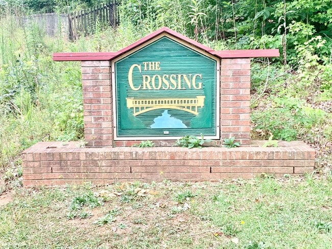 Building Photo - 1464 The Crossing