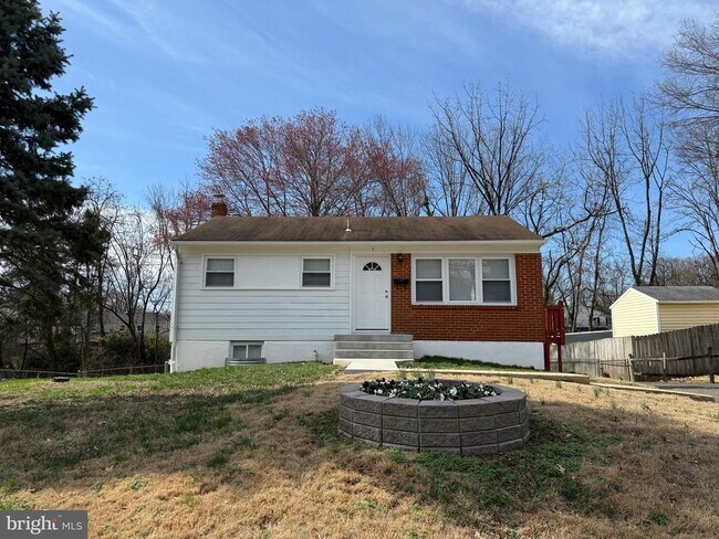 Building Photo - 1411 Harrison St