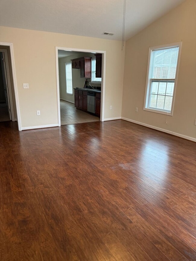 Building Photo - Cobblestone Trace- Oxford's Premier 55+ Community