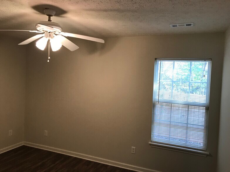 Bedroom 2 - 6525 Quail Trail