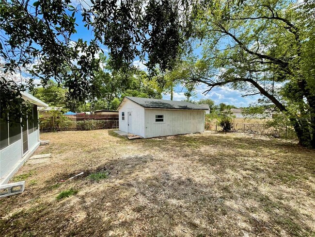 Building Photo - 5330 Hondo Way