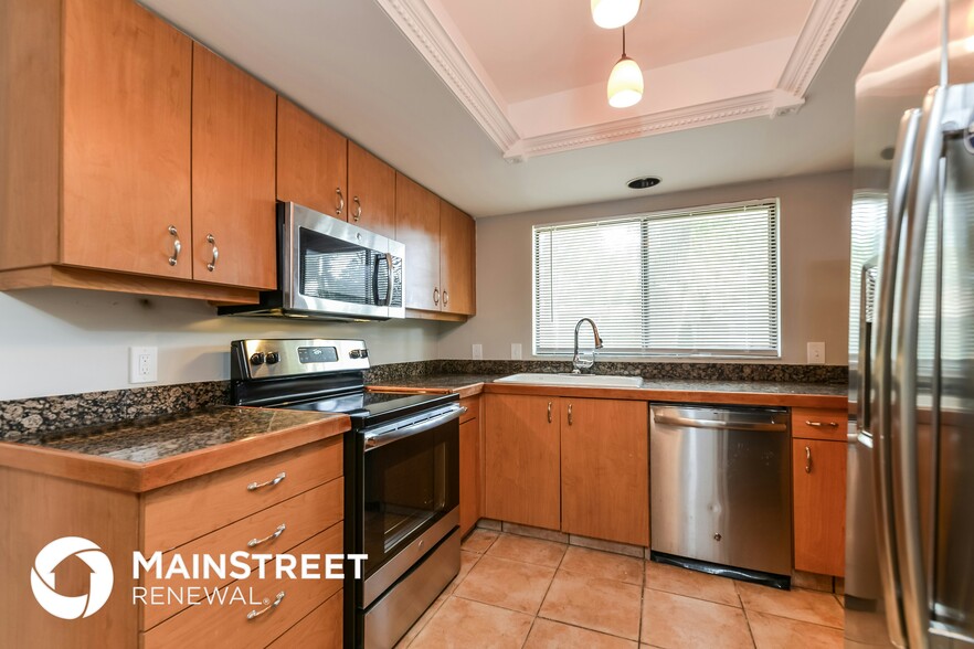 Building Photo - 8316 Brandeis Cir W