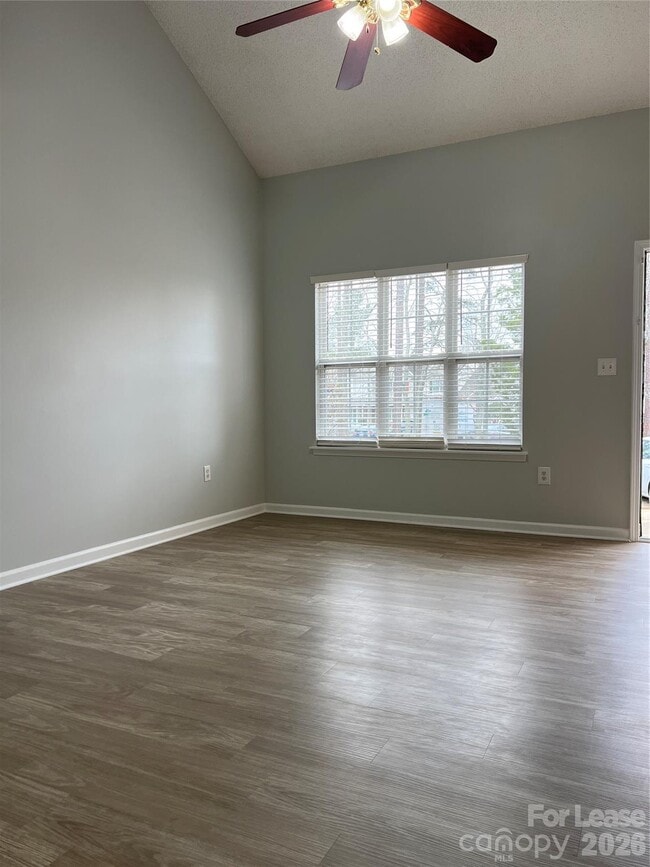 Building Photo - 7667 Petrea Ln