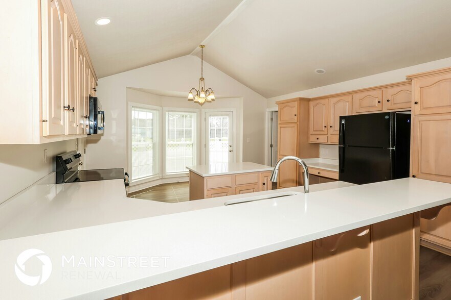 Building Photo - 113 Taylor Ct