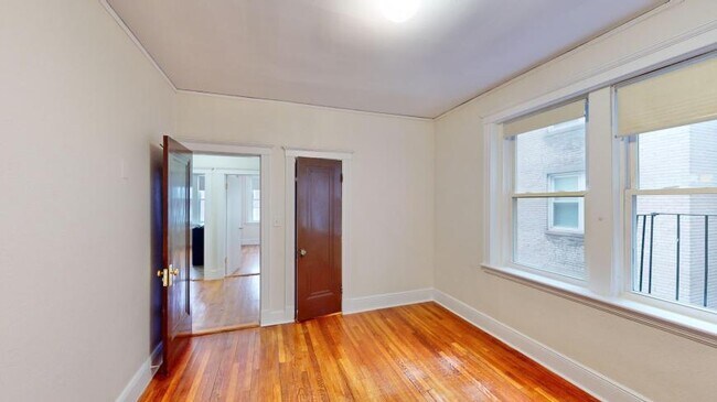 Building Photo - 1 bedroom in Boston MA 02135
