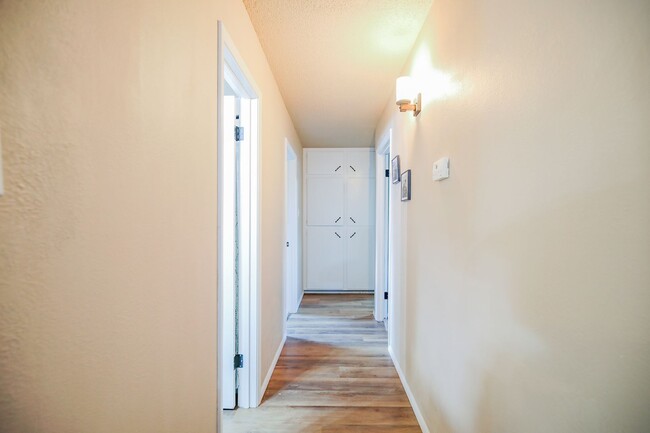 Building Photo - Three Bedroom Home with Plush Backyard
