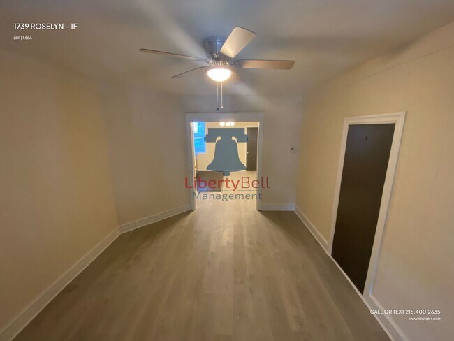 Building Photo - 1739 Roselyn St