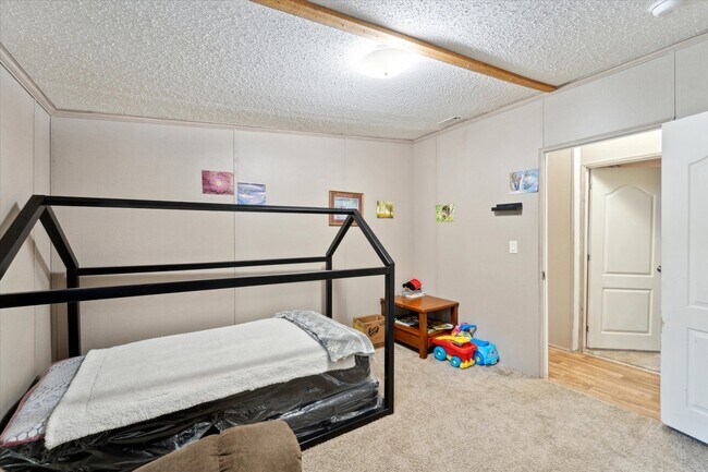 Building Photo - 151 Turning Point Ln