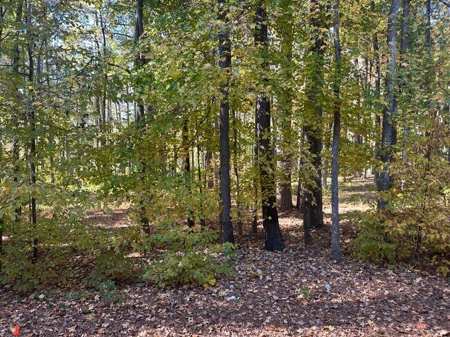 Building Photo - 23 Greenbriar*