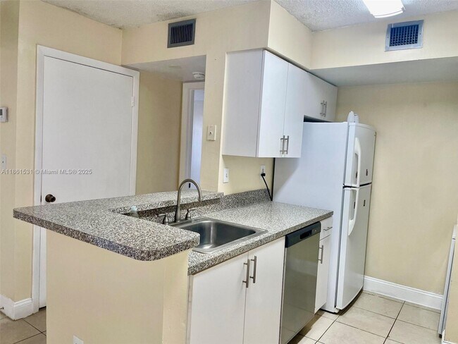 Building Photo - 15221 SW 80th St