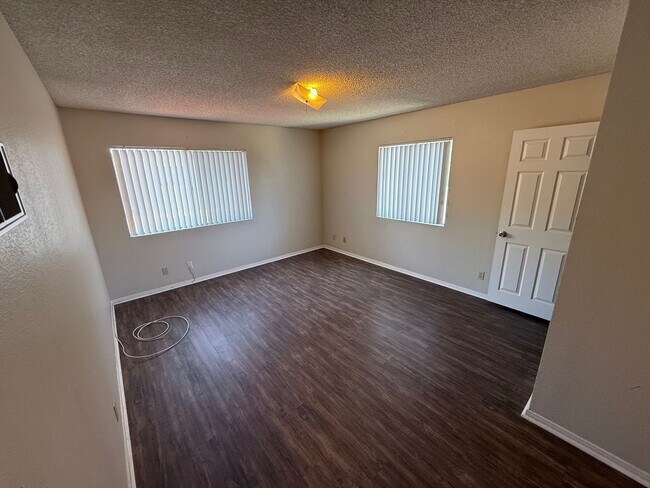 Building Photo - Alvarado Condos