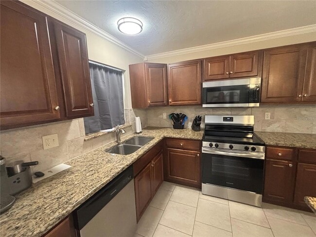 Building Photo - 2226 Fairfield Ave