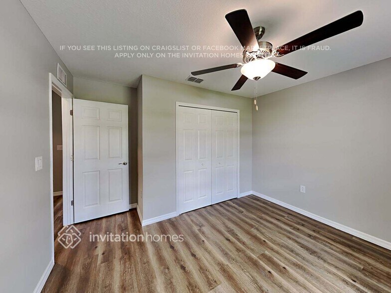 Building Photo - 703 NE Juanita Pl