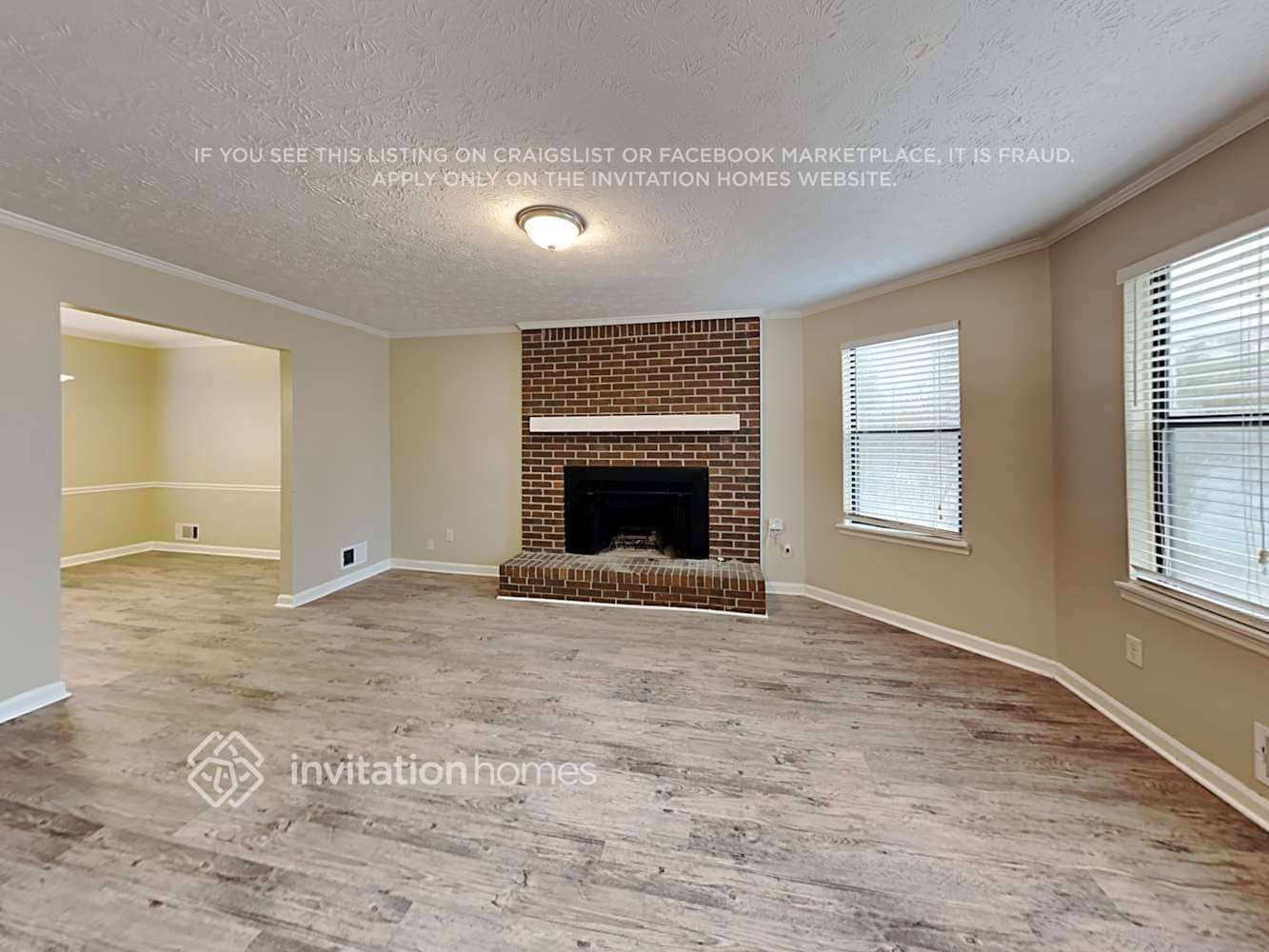 Building Photo - 3364 Dearwood Dr SW