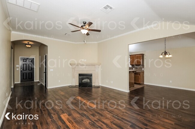 Building Photo - 2416 Apple Way