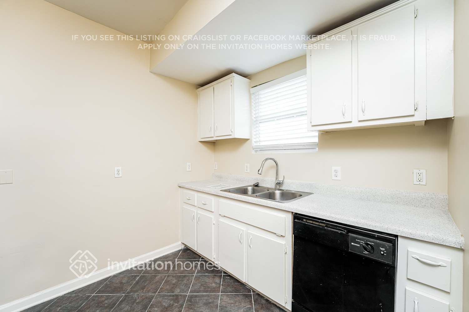 Building Photo - 1410 Chelsea Downs Ln NE