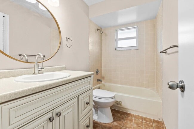 Building Photo - 1799 SW Taurus Ln