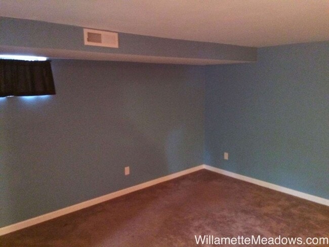 Building Photo - Amazing 4 Bedrooms, 2 Bathrooms, House in ...
