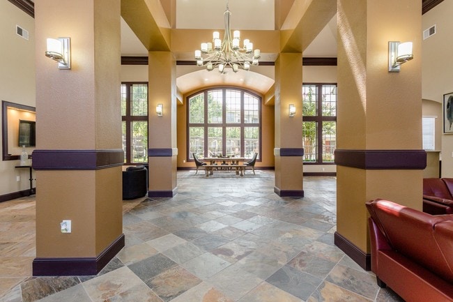 Building Photo - The Commons at Vintage Park