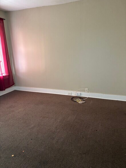 Bedroom - 5557 Saint Louis Ave