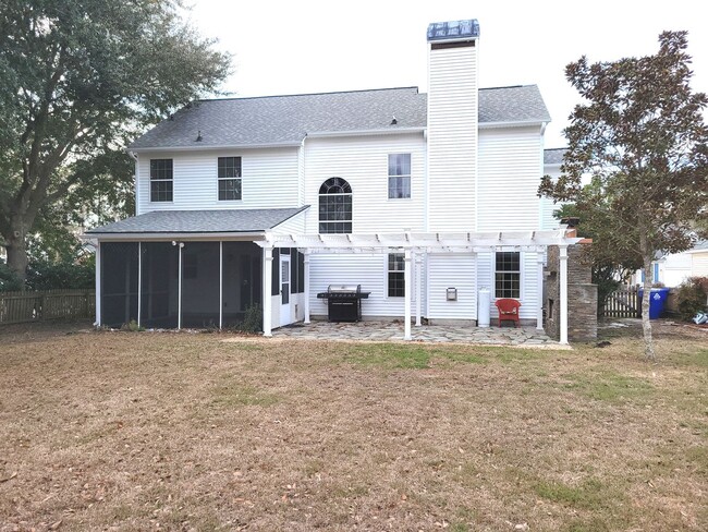 Building Photo - Stunning four bedroom in Charleston Nation...